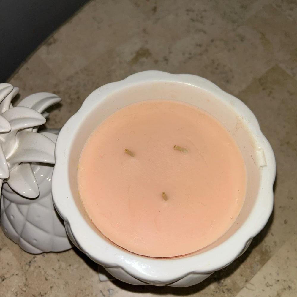 Harry Slatkin Pineapple Candle - Picture 3 of 5